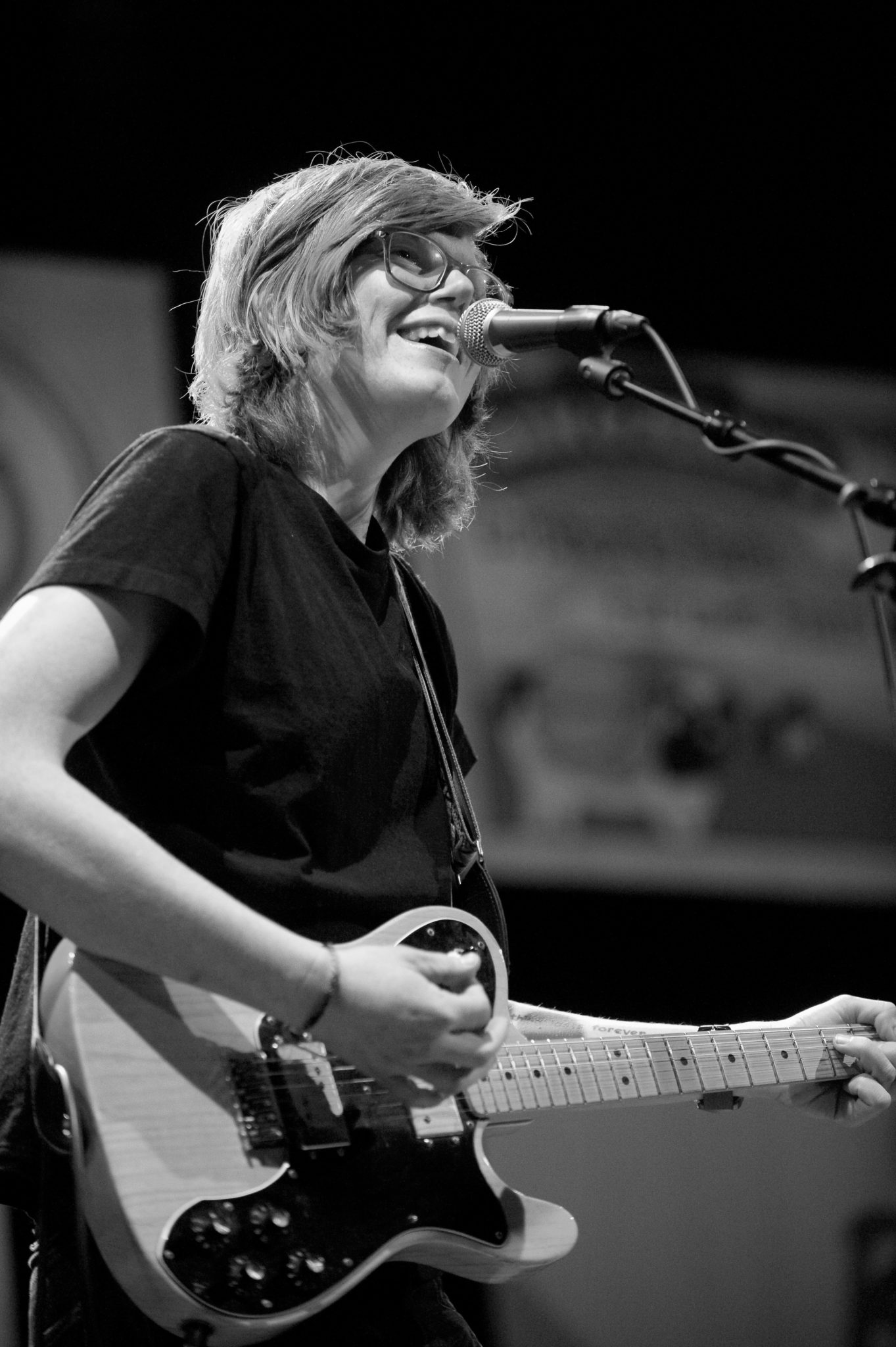 eTown Archive - 1.19.11 - Brett Dennen