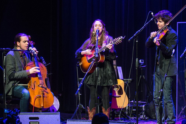 Sarah Jarosz / eTown