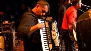 Calexico - Tapping on the Line - eTown