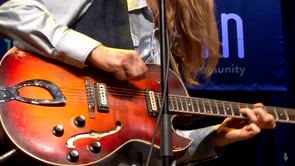 The Wood Brothers - Singin' to Strangers - eTown