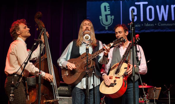 The Wood Brothers on eTown