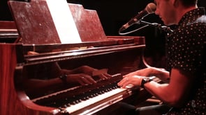 Oh Pep! / Jon McLaughlin - "That's The Way The World Goes 'Round" - eTown