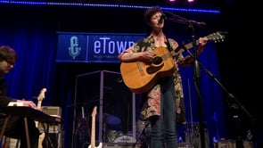 Esmé Patterson - The Glow - eTown