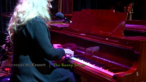 Loreena McKennitt - The Bonny Swans - eTown