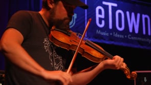Tyler Childers - Born Again - eTown