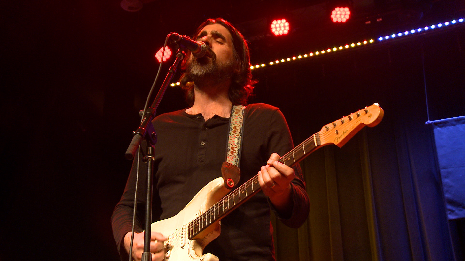 Pull Stills.00_18_03_14.Still001