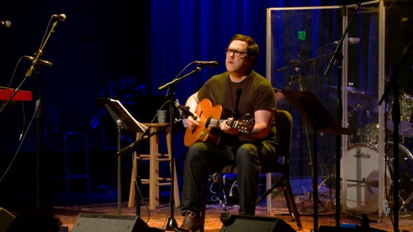 Damien Jurado - "Newspaper Gown" - eTown