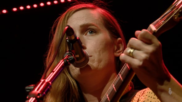 Laura Gibson - "Slow Joke Grin" - eTown