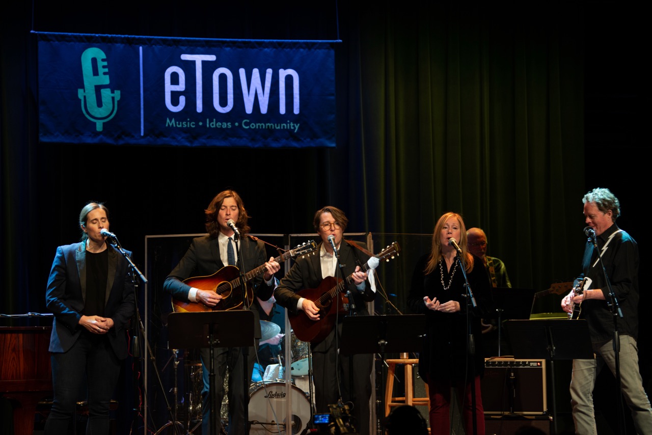 The Milk Carton Kids - eTown