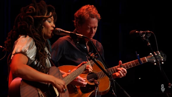 Valerie June - "Tennessee Time" - eTown