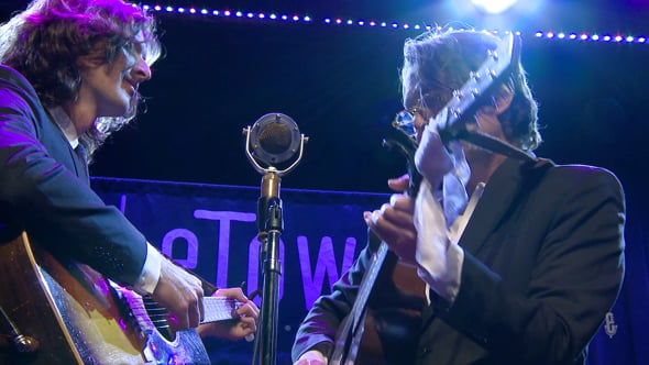 The Milk Carton Kids - "My Name Is Ana" - eTown