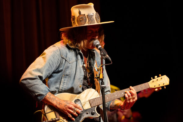 Donavon Frankenreiter plays eTown Hall in July 2024. His appearance airs beginning September 11, 2024.